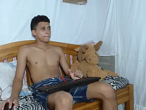 Snapshot of deivy_skinny01 chatting on November 2025 08:47:02 PM deivy skinny01 online show from November 2025 08:47:02 PM