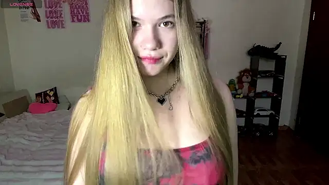 AlmetaBradicich online show from December 2025 07:55:02 AM