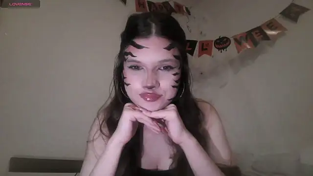 AlmetaBradicich online show from October 2025 05:15:02 AM