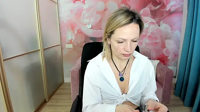 AlinaMoor online show from March 2026 06:58:02 AM