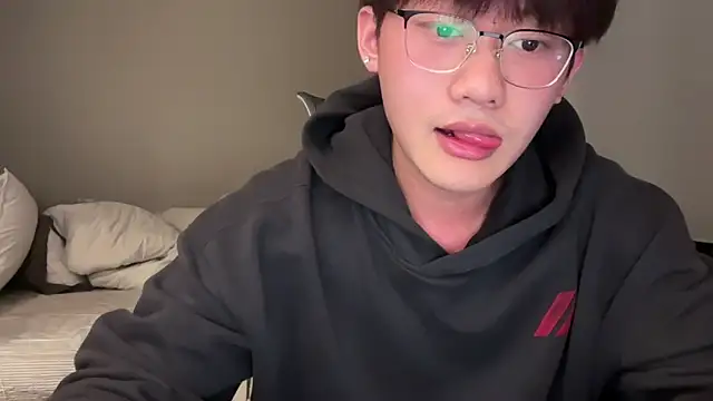 iambennet online show from February 2026 01:43:02 PM