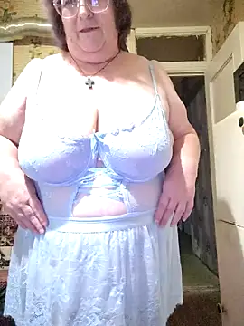 Snapshot of TATSI23 chatting on November 2025 03:32:01 AM TATSI23 online show from November 2025 03:32:01 AM