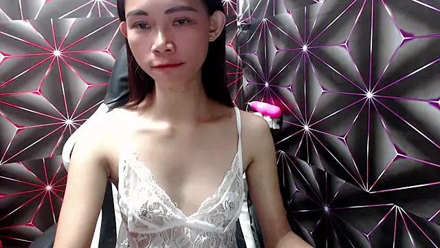 athenaseren online show from October 2025 08:37:01 AM