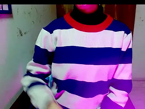 Snapshot of Roiseeee chatting on February 2026 10:03:02 AM Roiseeee online show from February 2026 10:03:02 AM