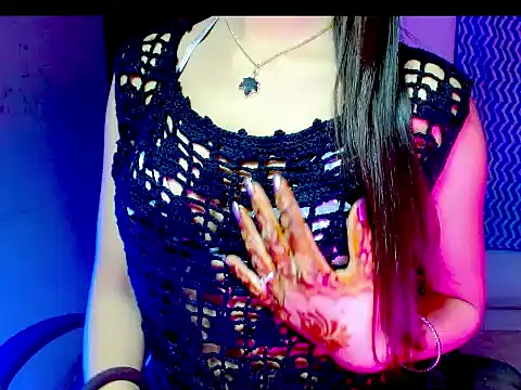 Snapshot of Roiseeee chatting on February 2026 05:05:02 AM Roiseeee online show from February 2026 05:05:02 AM