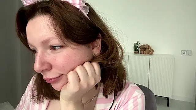 TamekiaSamii online show from November 2025 07:12:01 AM