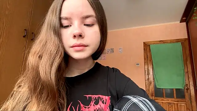 EhtelBiondi online show from January 2026 08:09:01 AM