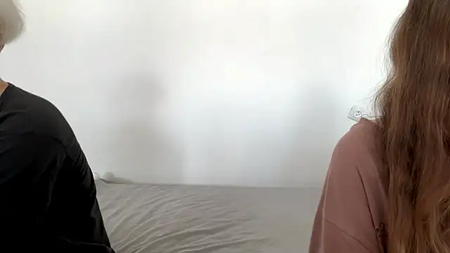 EhtelBiondi online show from March 2026 08:14:02 AM