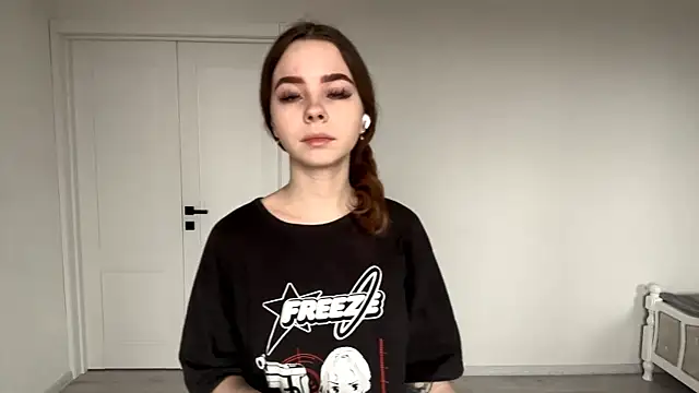 EhtelBiondi online show from December 2025 08:13:02 AM