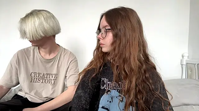 EhtelBiondi online show from February 2026 08:22:02 AM