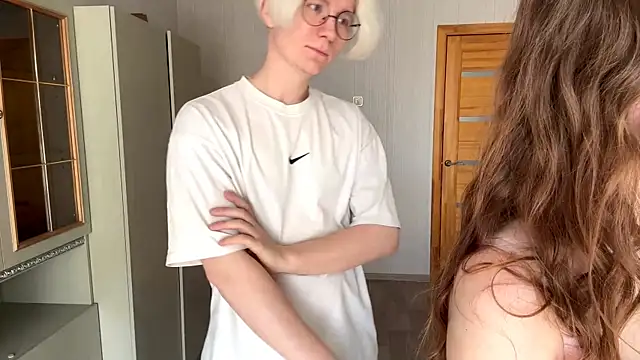 EhtelBiondi online show from March 2026 08:22:01 AM