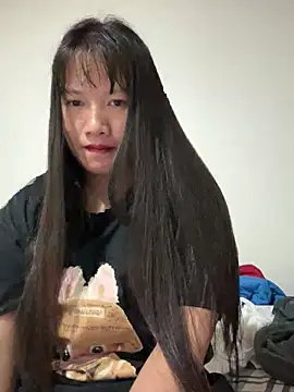 TrangNemo online show from October 2025 11:53:01 AM