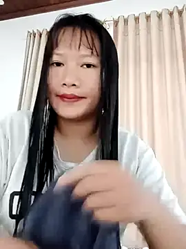 Snapshot of TrangNemo chatting on October 2025 12:44:02 AM TrangNemo online show from October 2025 12:44:02 AM