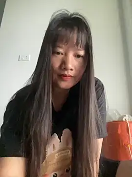 TrangNemo online show from October 2025 11:48:02 PM