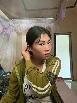Snapshot of Mylinh- chatting on October 2025 02:35:02 AM Mylinh- online show from October 2025 02:35:02 AM