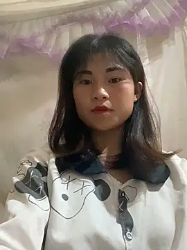 Snapshot of Mylinh- chatting on October 2025 01:55:01 PM Mylinh- online show from October 2025 01:55:01 PM
