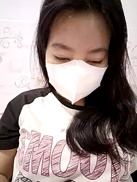 Snapshot of Xuka203 chatting on November 2025 06:51:02 AM Xuka203 online show from November 2025 06:51:02 AM