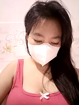 Snapshot of Xuka203 chatting on October 2025 04:47:01 PM Xuka203 online show from October 2025 04:47:01 PM