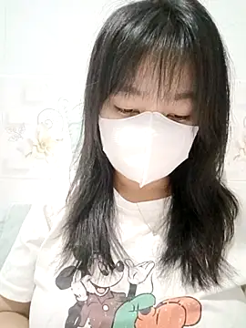 Snapshot of Xuka203 chatting on November 2025 03:45:02 PM Xuka203 online show from November 2025 03:45:02 PM