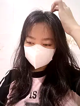 Snapshot of Xuka203 chatting on November 2025 04:27:02 AM Xuka203 online show from November 2025 04:27:02 AM