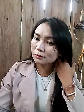 Snapshot of kun-love chatting on November 2025 02:37:02 AM kun-love online show from November 2025 02:37:02 AM