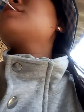 Snapshot of kun-love chatting on January 2026 05:11:02 AM kun-love online show from January 2026 05:11:02 AM