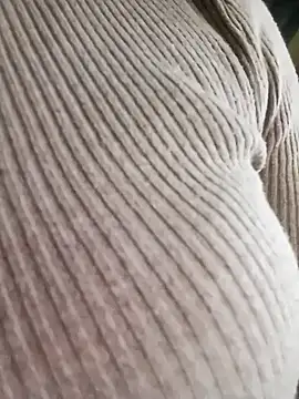 Snapshot of kun-love chatting on February 2026 02:52:01 AM kun-love online show from February 2026 02:52:01 AM