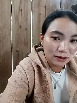 Snapshot of kun-love chatting on October 2025 04:33:01 AM kun-love online show from October 2025 04:33:01 AM