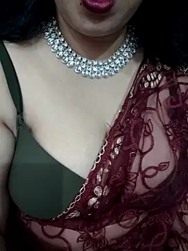 janvi 100 online show from November 2025 06:08:02 AM