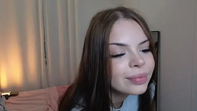 Snapshot of CelineXoxo chatting on October 2025 11:44:01 AM CelineXoxo online show from October 2025 11:44:01 AM