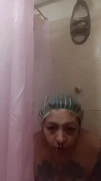 Lunabunnycreamy online show from November 2025 09:37:02 PM