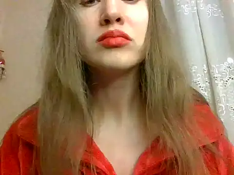 Lynirina online show from March 2026 10:54:02 PM