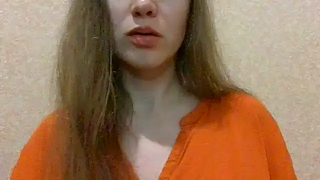 Lynirina online show from February 2026 01:05:02 AM