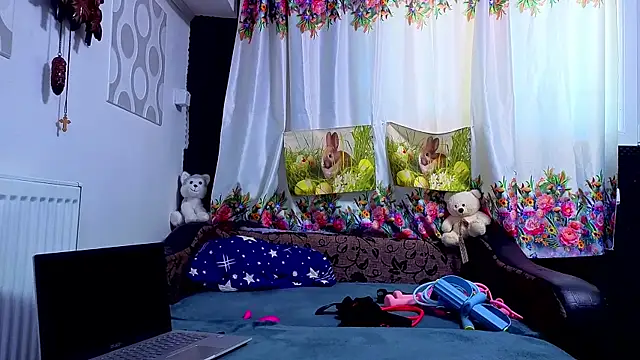 sonya wet online show from April 2026 12:18:02 PM