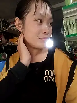 Snapshot of Young_vietnamese chatting on October 2025 01:14:01 AM Young vietnamese online show from October 2025 01:14:01 AM