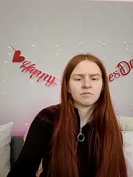 Evarey  online show from February 2026 05:06:02 AM