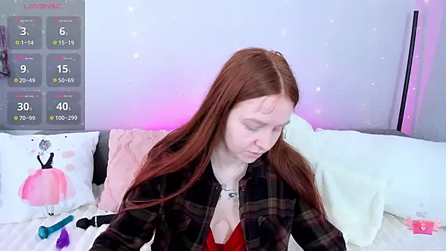 Evarey  online show from April 2026 05:01:02 AM