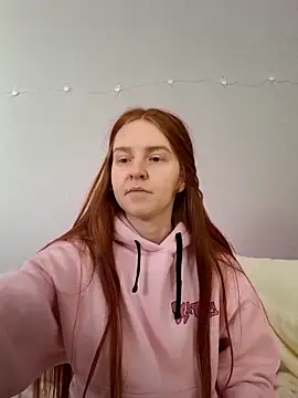 Evarey  online show from February 2026 06:23:01 AM