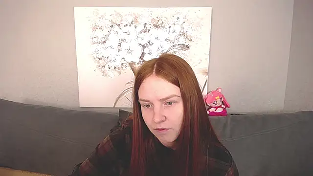 Evarey  online show from November 2025 05:44:01 AM