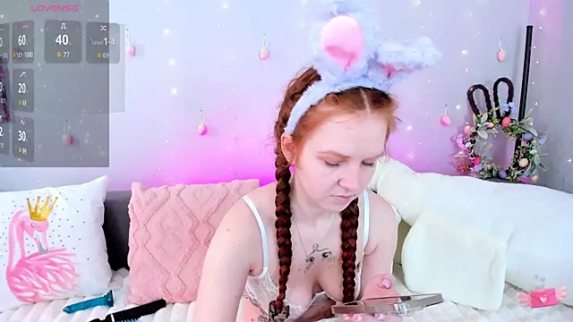 Evarey  online show from April 2026 04:41:02 AM