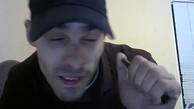 MakabulaAndrey online show from April 2026 07:07:02 PM