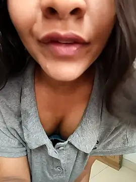 Snapshot of anshika0124 chatting on November 2025 04:56:02 AM anshika0124 online show from November 2025 04:56:02 AM