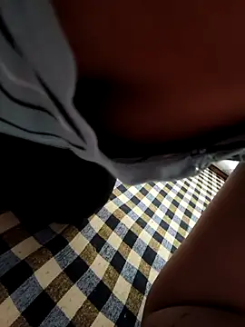 Snapshot of anshika0124 chatting on November 2025 06:05:01 AM anshika0124 online show from November 2025 06:05:01 AM