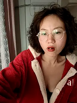 nini10052025 online show from November 2025 01:32:02 PM