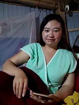 Snapshot of pi-pi-00 chatting on October 2025 12:17:01 PM pi-pi-00 online show from October 2025 12:17:01 PM