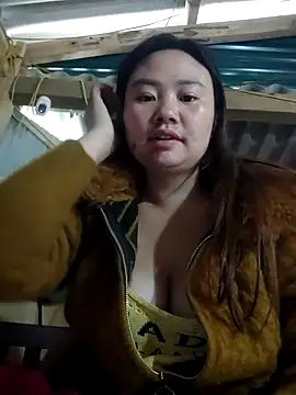 Snapshot of pi-pi-00 chatting on November 2025 01:32:02 AM pi-pi-00 online show from November 2025 01:32:02 AM