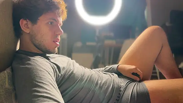 mynameischris online show from November 2025 08:17:02 AM