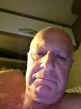 rudy-kralik online show from February 2026 10:39:01 PM