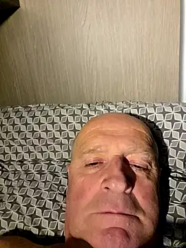 rudy-kralik online show from February 2026 11:24:02 PM
