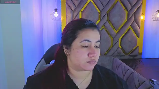 Addyy 02 online show from December 2025 02:05:01 AM